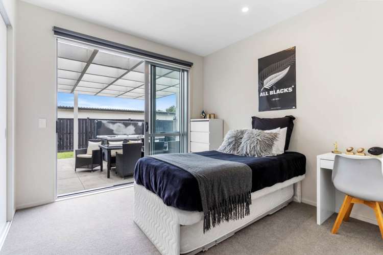 16 Lydiard Place Beachlands_19