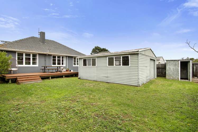 11 Hughes Crescent Taita_15