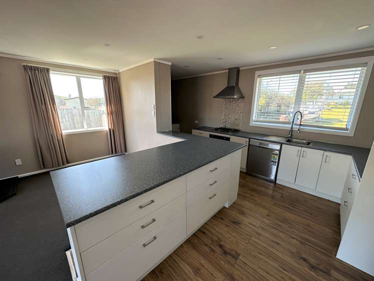 12 Carrington Crescent Tokoroa_3