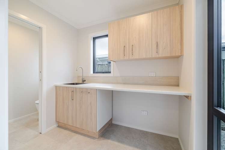 4 Fordyce Court West End_18