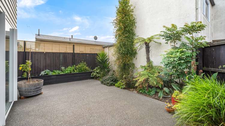 2/194 Hastings Street East Waltham_6