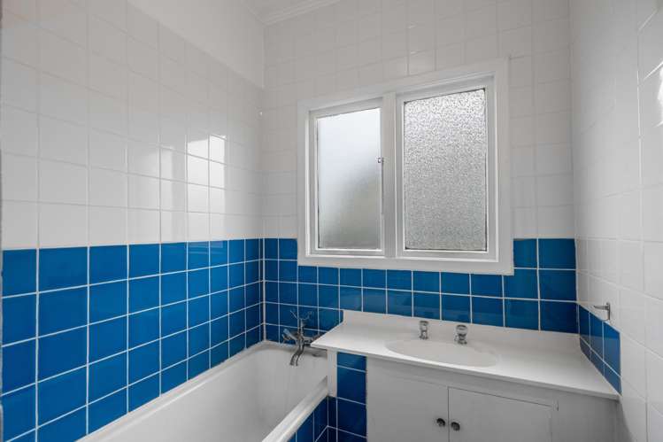 10 Wamphray Street Nightcaps_11