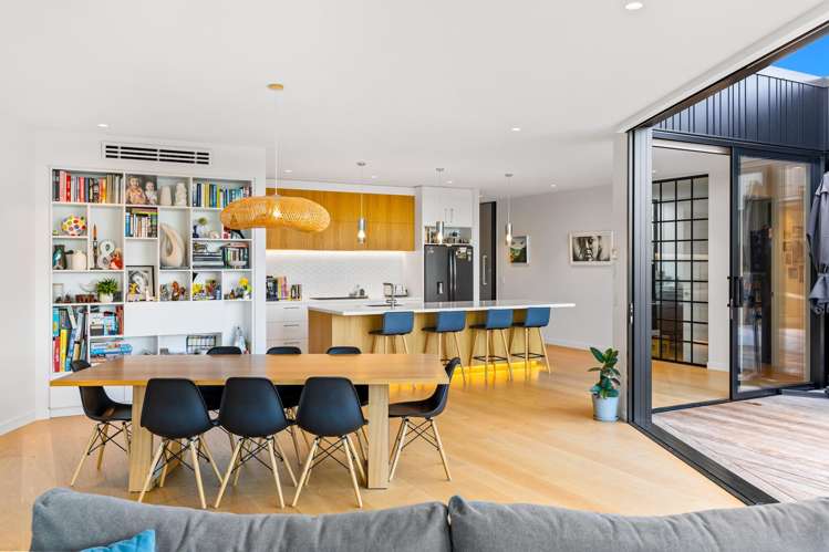 10 Lister Street Point Chevalier_18