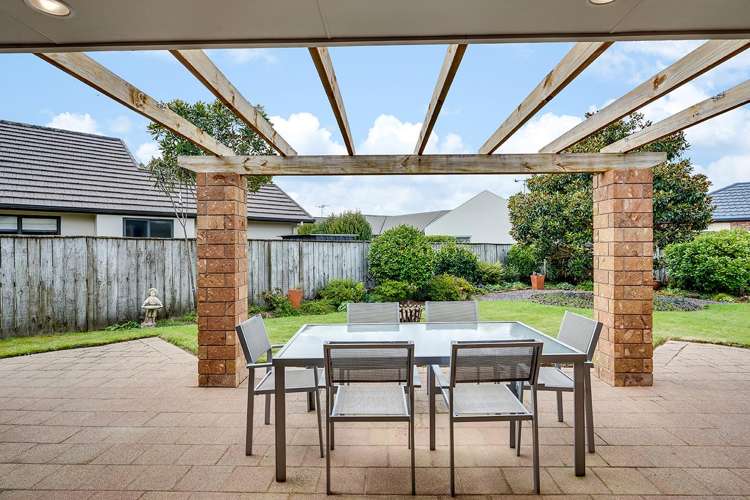 4 Iain Court Rototuna_24