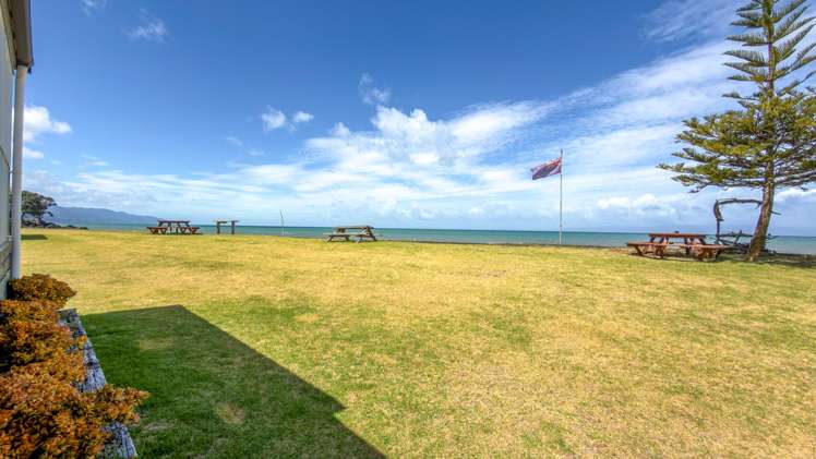 Tram 7 949 Thames Coast Road Waikawau_11