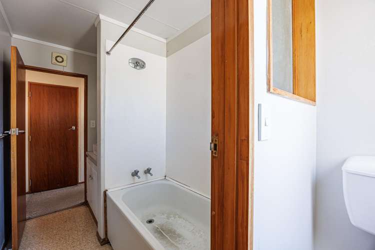 1/702 Grays Road Mahora_10