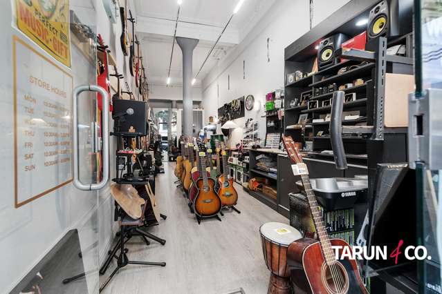 R1/39-41 Elliott Street City Centre_1