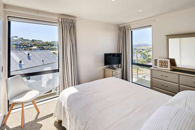 15/6 Oswald Crescent Paparangi_10