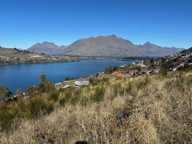 Prime ridgeline lake view section – Silver Creek