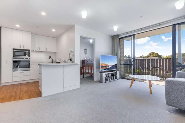 Peaceful, Modern & Care Free Living!