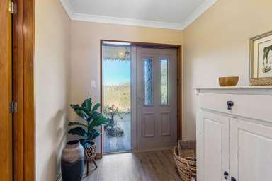 102 Tricketts Road_3