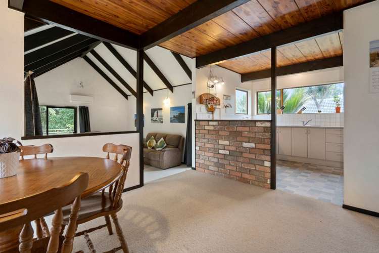 2a Puketitiro Street Glen Eden_10