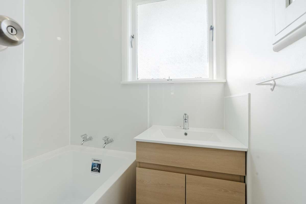 68 Montgomery Crescent_4