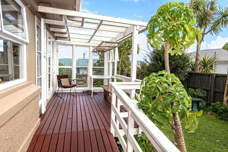 73 Sherwood Road Onerahi_1