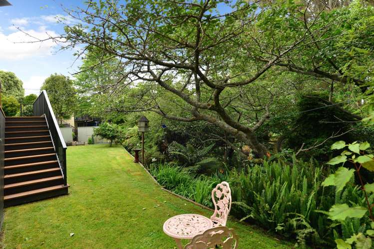 5 Oregon Crescent Glenview_7