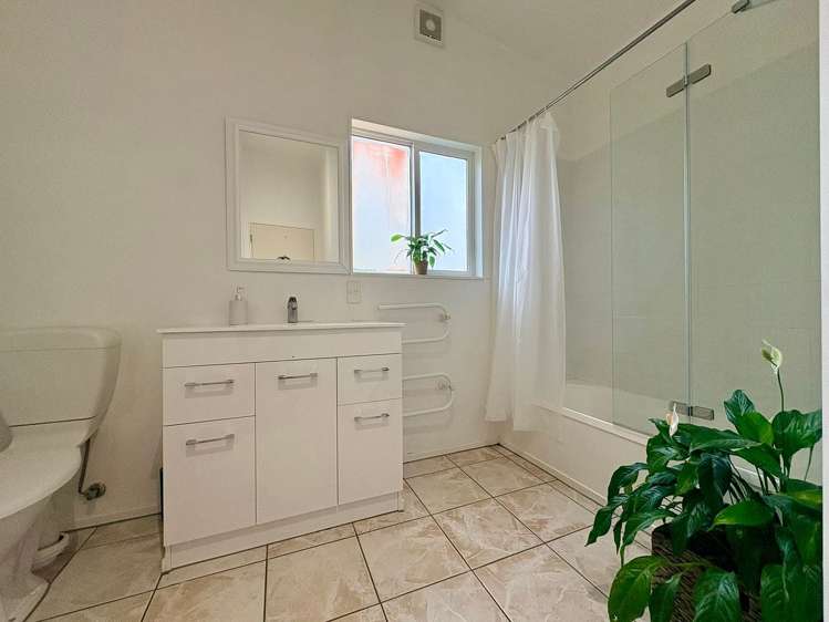 467 Whangaparaoa Road Stanmore Bay_8