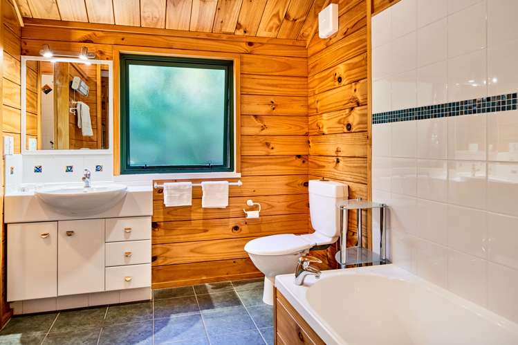 19 The Masthead Whitby_17