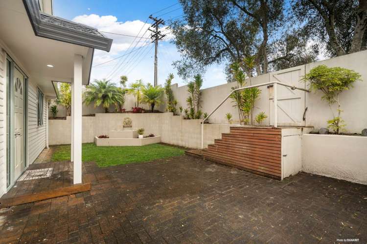 2/36 Nile Road Milford_13