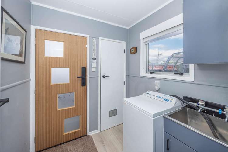 56 Karen Crescent Dinsdale_19