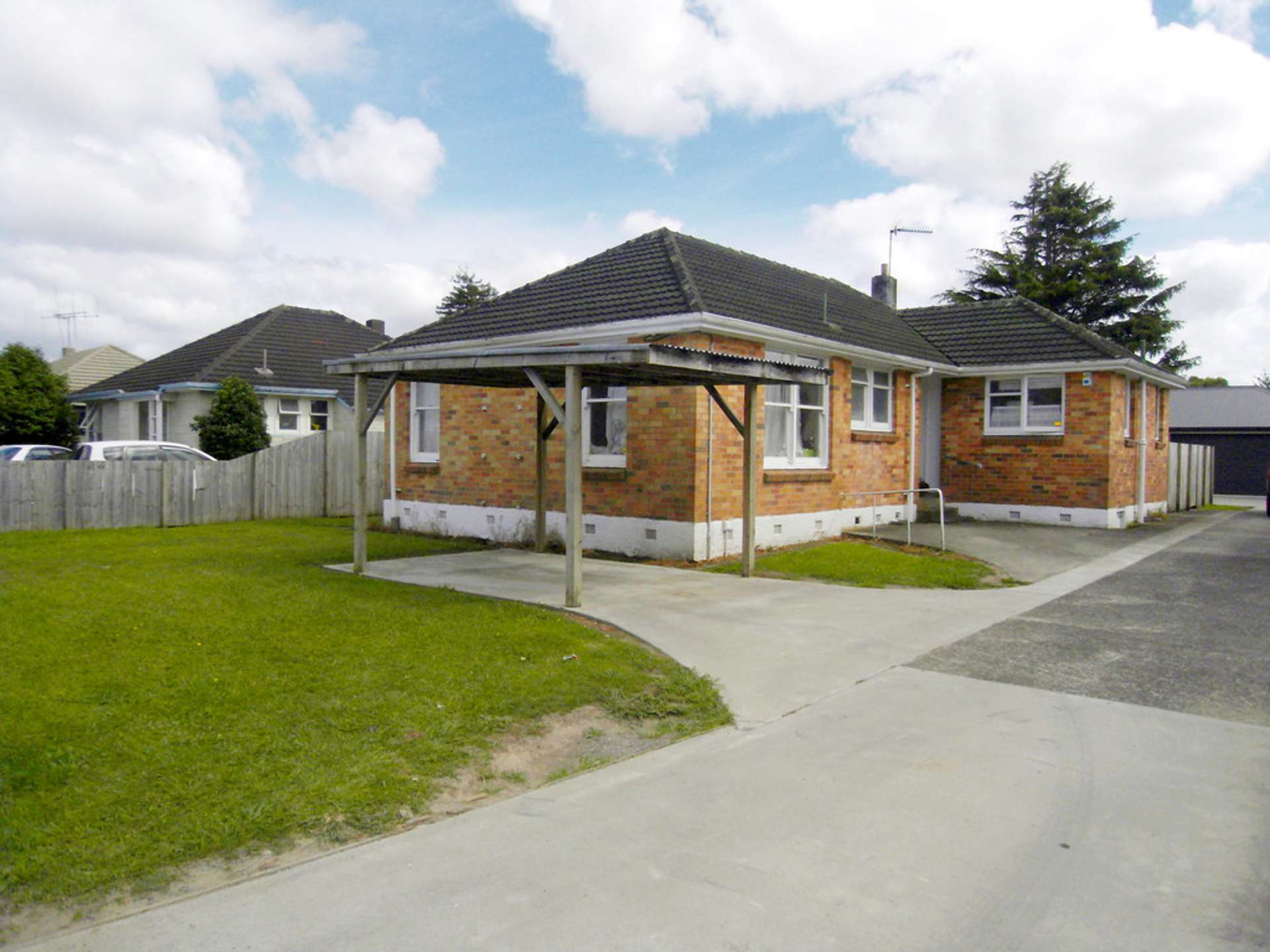 7 Slim Street Bader_0