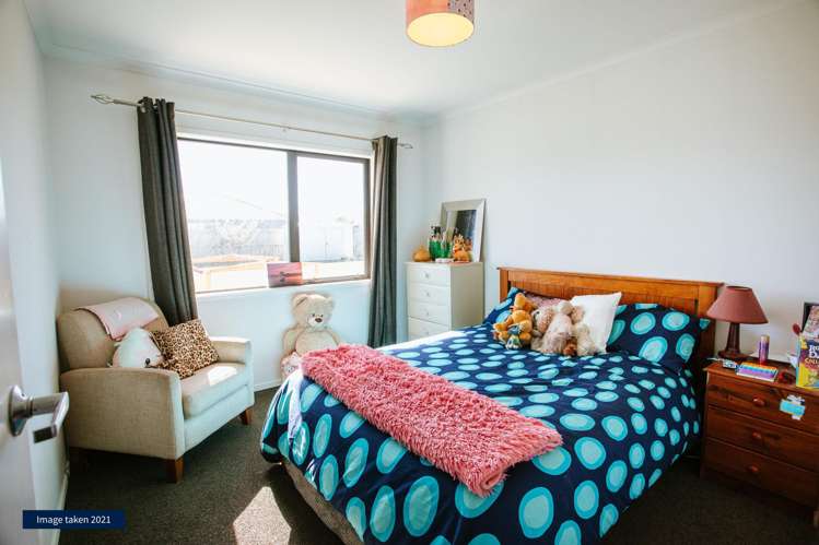 29 Finch Street Albert Town_13