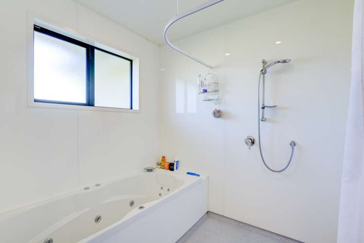 8 Northside Drive Waikuku_7