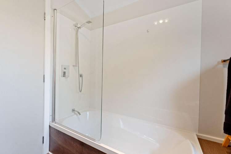 29 Tawa Street 1208_16