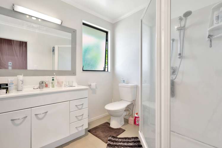 2/127 Coronation Road Papatoetoe_14