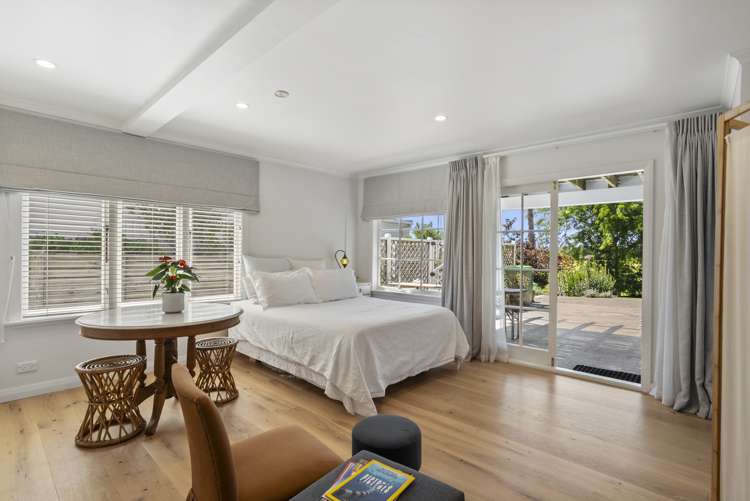 76 Alberton Avenue Mount Albert_15