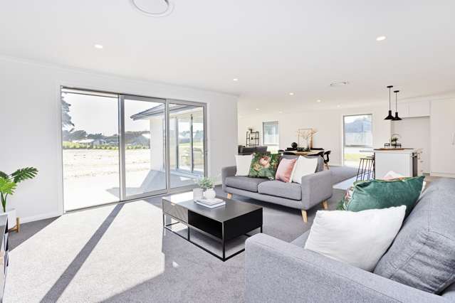 92 Blairlogie Close Otatara_4