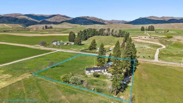 541 Ardgour Road Tarras_5