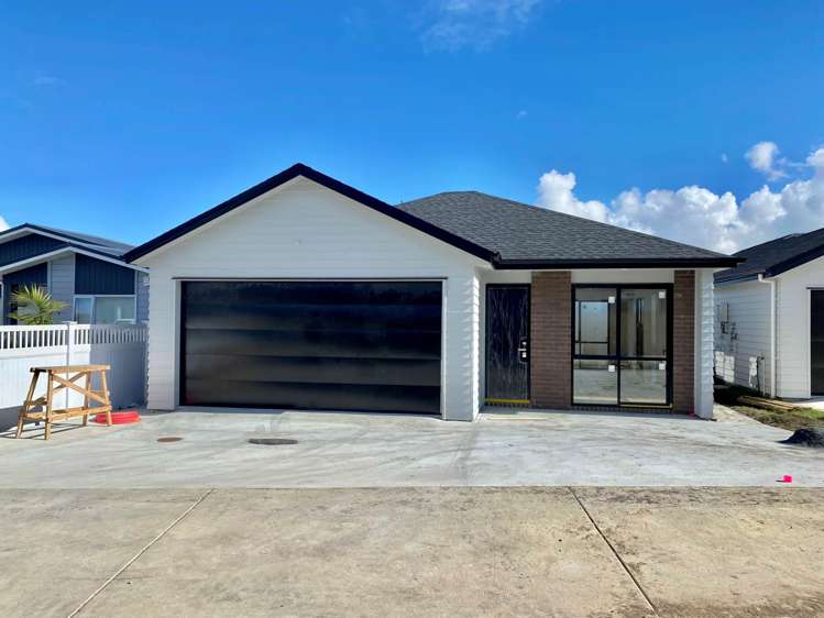 42 Holcroft Street Papakura_5