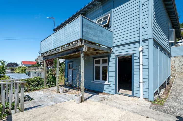 17 Sidey Street Calton Hill_9