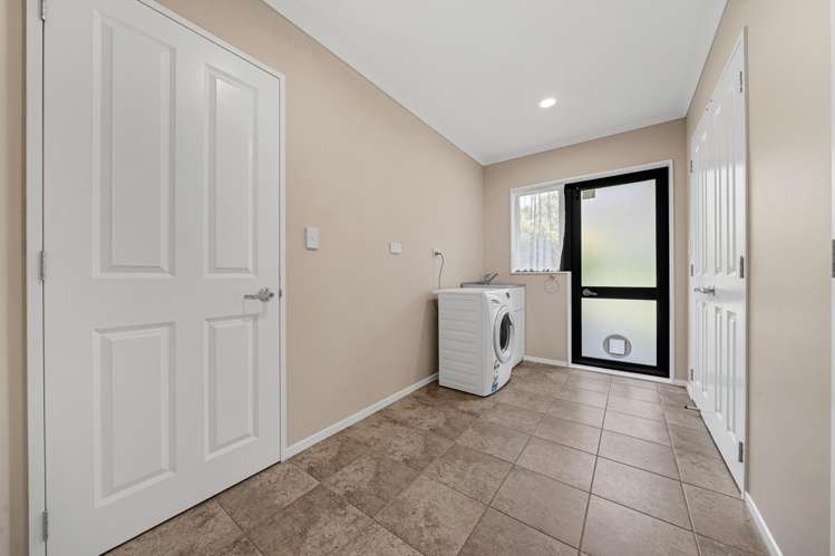 5B Raukawa Grove Waiuku_14