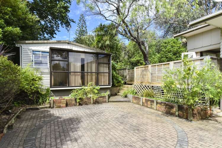 40 Selwyn Crescent Forrest Hill_3