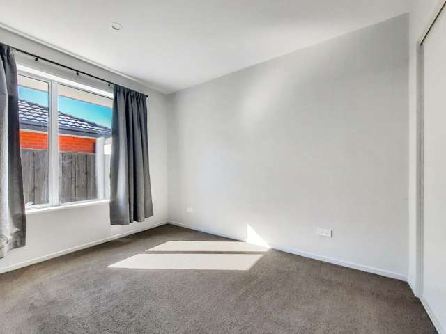 24 Quinn Crescent 500171_4