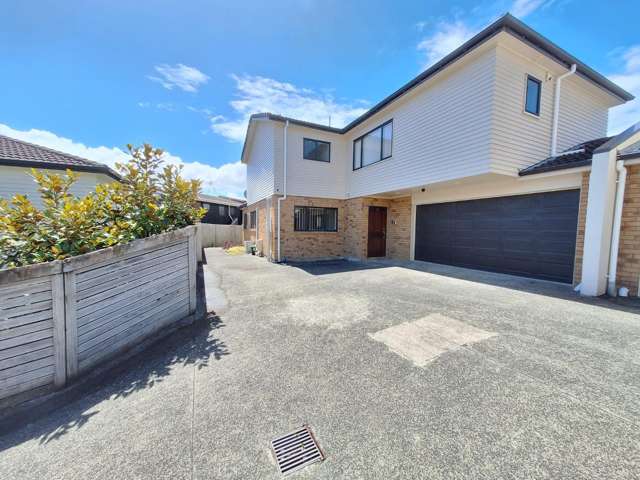 Spacious 5-Bedroom Home for Rent â Hillsborough, Auckland