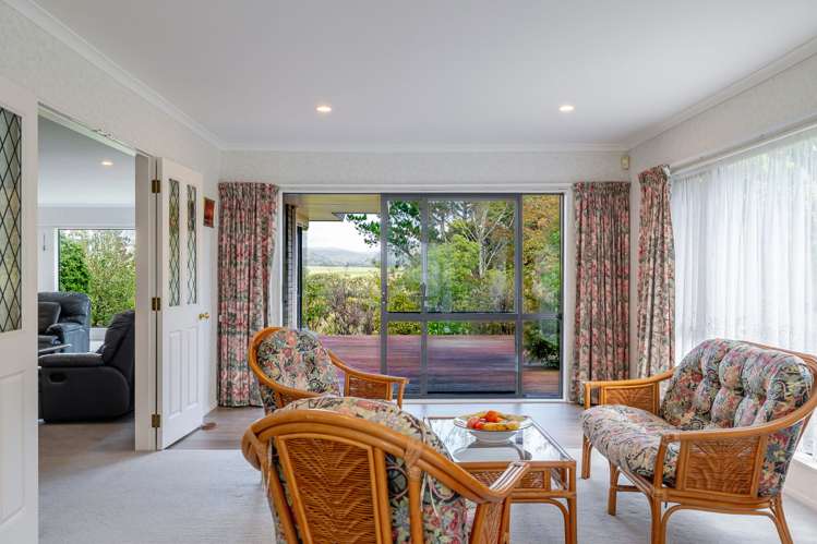 120 Pacific Drive Fitzherbert_10