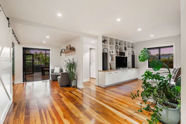 45 Langton Road Stanmore Bay_11