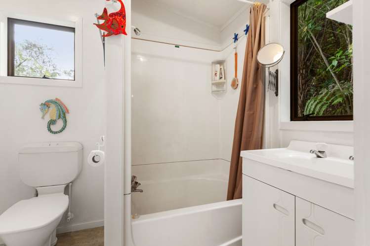 8 Kapakapa Road Opoutere_15