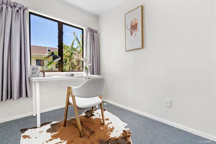 10 Constance Place Clover Park_7