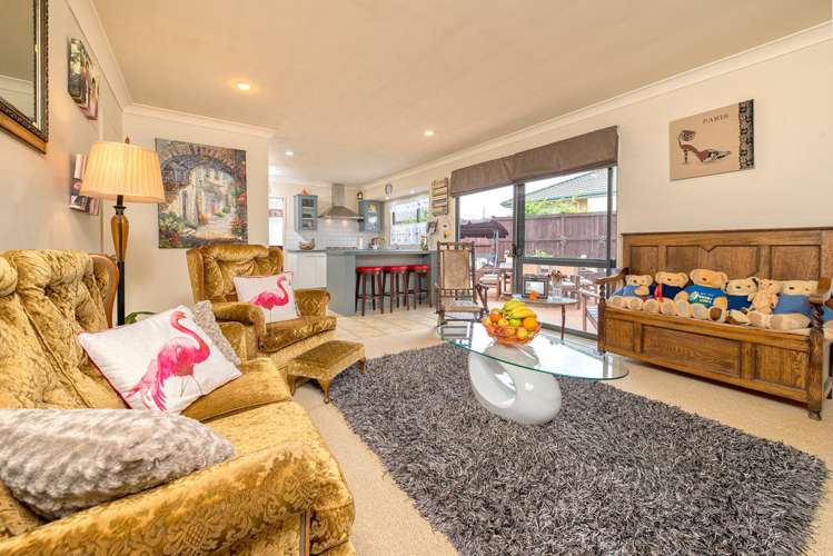 6 Greta Banks Place Wattle Downs_6