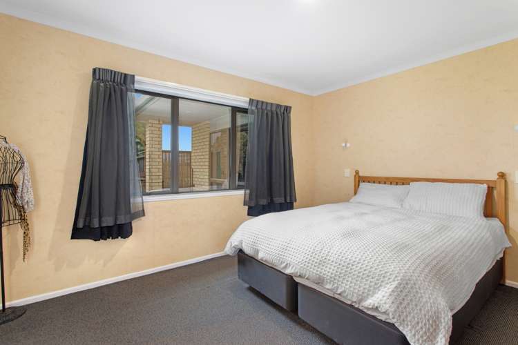 2 Marchignal Street Coastlands_9