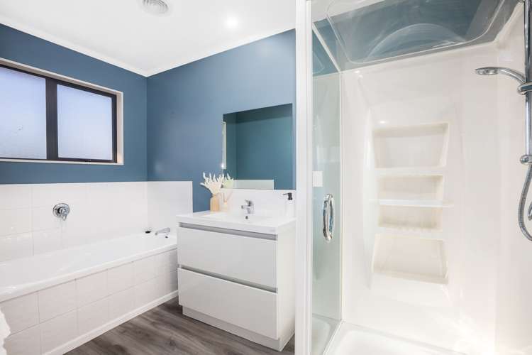 14 Betty Watt Grove Riverstone Terraces_17