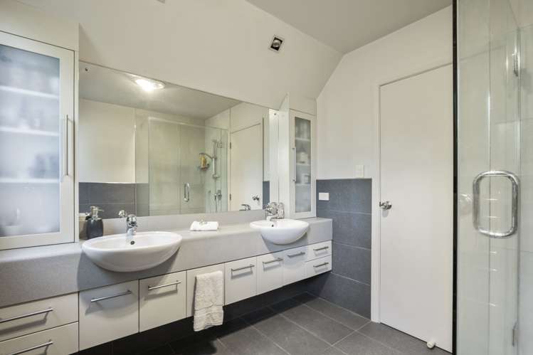 140 Coates Avenue Orakei_21