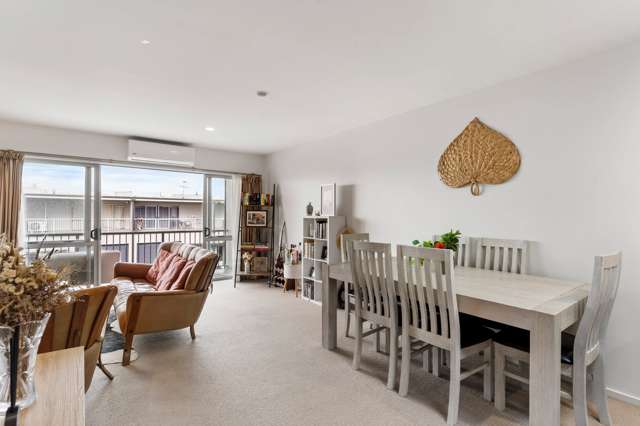 17/17 Ben Lomond Crescent Pakuranga Heights_1