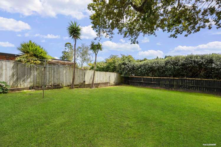 16 Kahurangi Place Hill Park_13