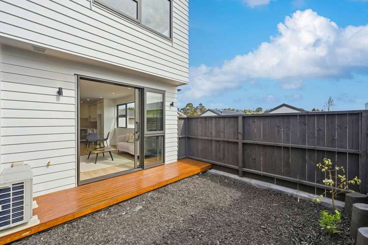 Lot 5/137 Moore Street Hillcrest_32