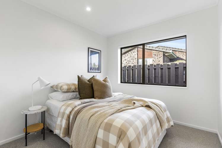 5 Raddock Place Farm Cove_7