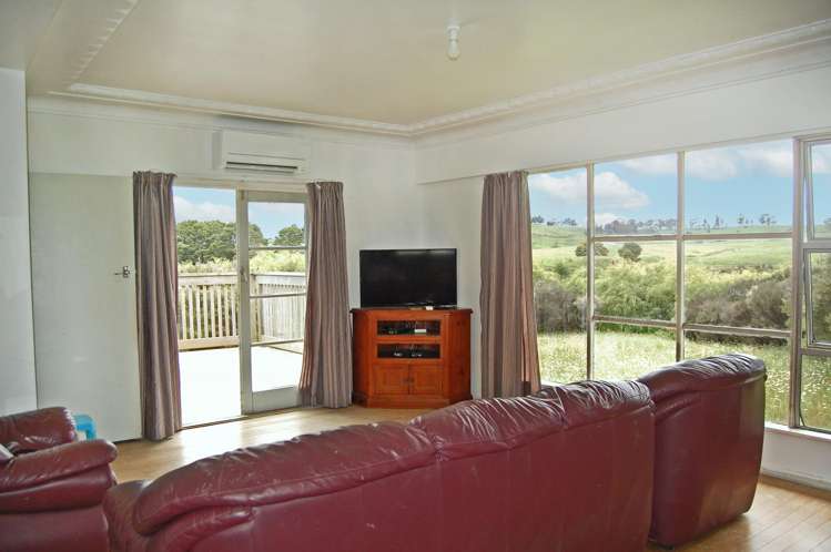 17 Ranganui Road Kaiwaka_11